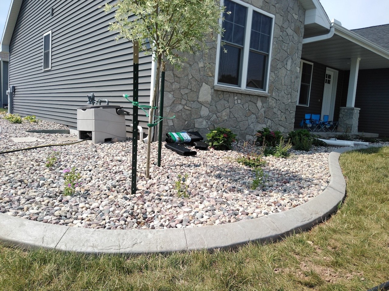 Artistic V Curb Project Photos - 10 of 34