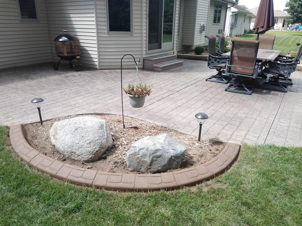 Artistic V Curb Project Photos - 13 of 34